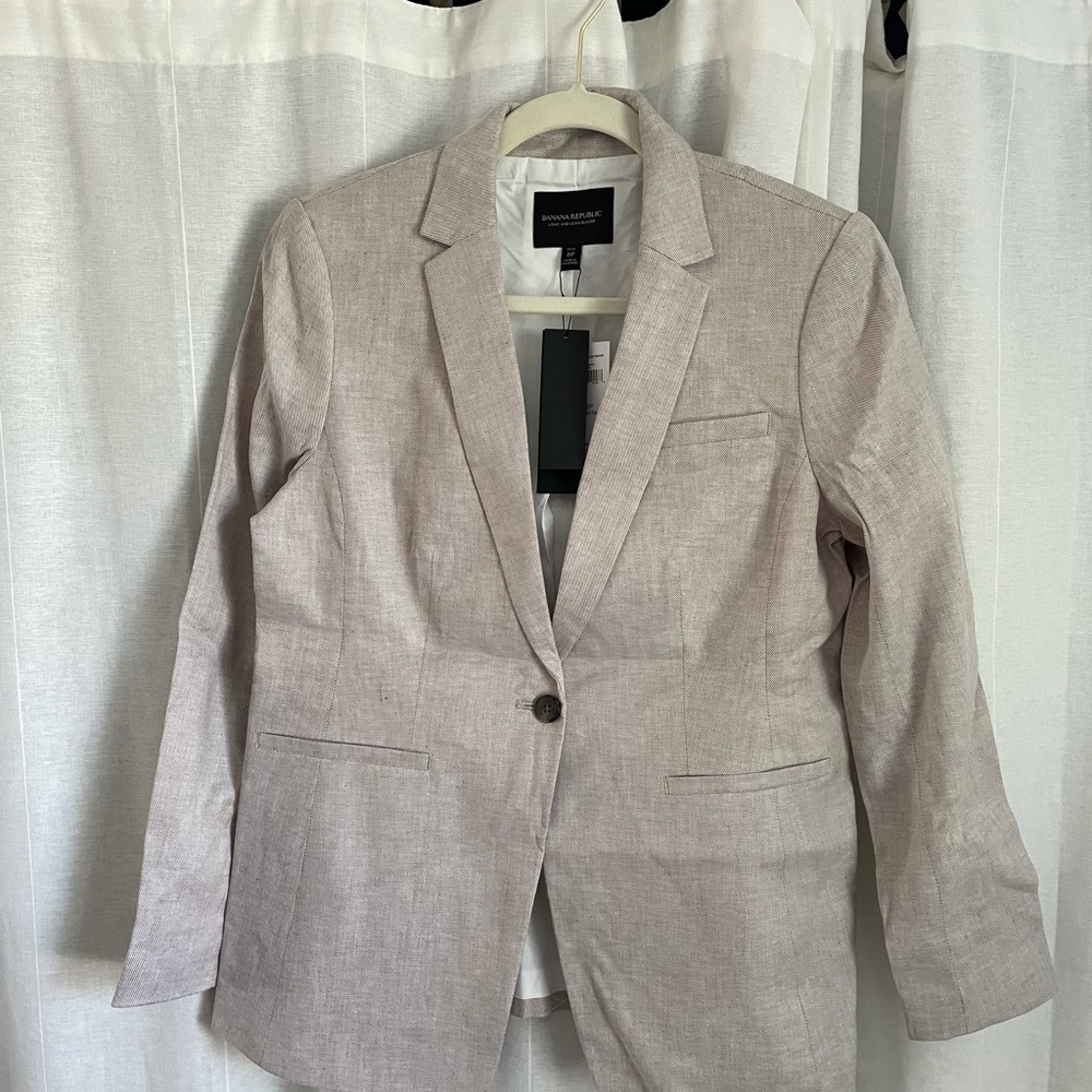 Long & Lean-Fit Linen-Cotton Blazer